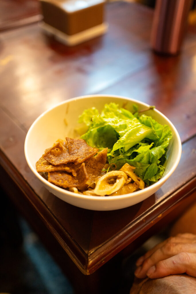 Vegan cau lau at Ba Dam vegan restaurant in hoi an