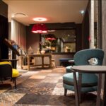 La Couronne Reception