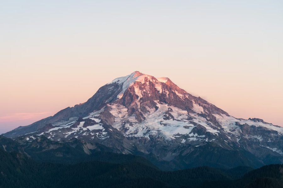 Mount Rainier at sunset in Washington State, a popular day trip from Seattle