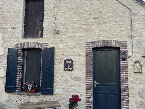 Bella’s Cottage at La Grange DesRochers, a vegan B&B in the French countryside near Paris